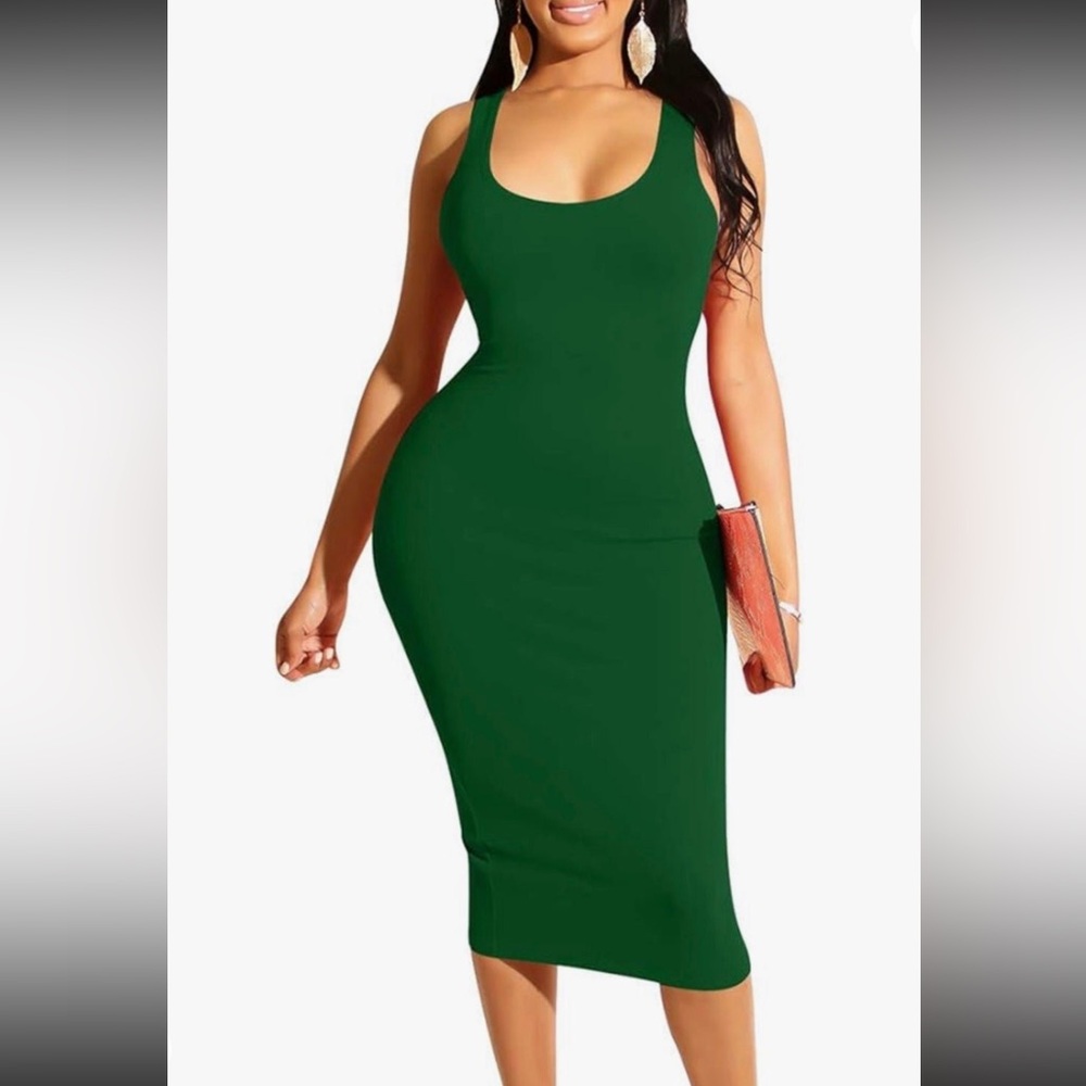 New green body con dress
